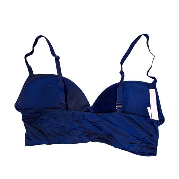 Victoria's Secret No Wire Padded Demi Pullover, size small - Picture 2 of 4